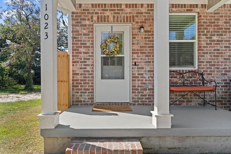 Furnished Finder property 422303_1 photo 4