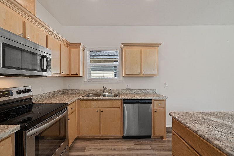 Furnished Finder property 422303_1 photo 7