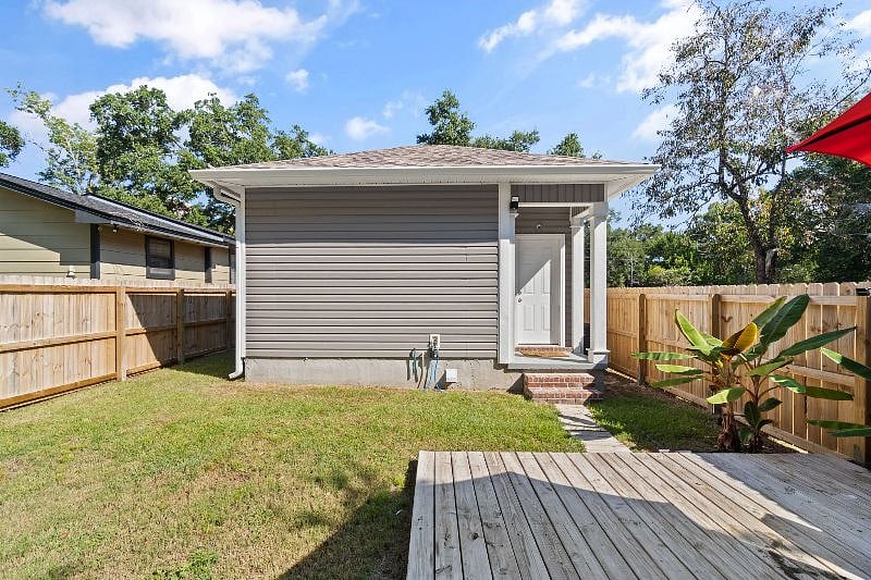 Furnished Finder property 422303_1 photo 23