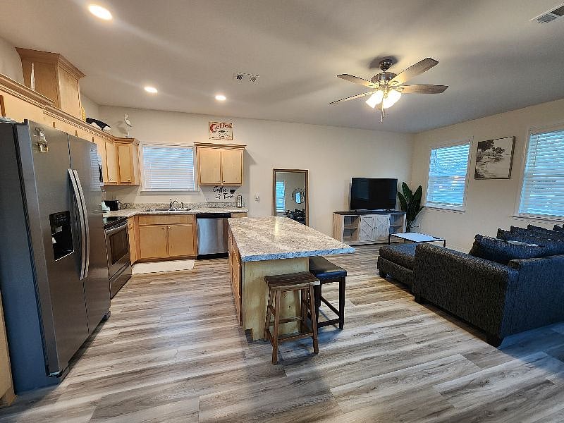 Furnished Finder property 422303_1 photo 6