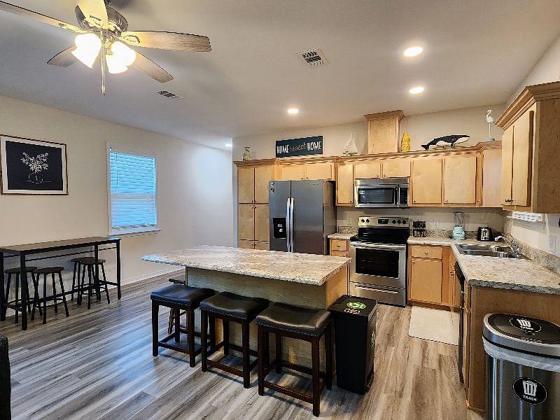 Furnished Finder property 422303_1 photo 13