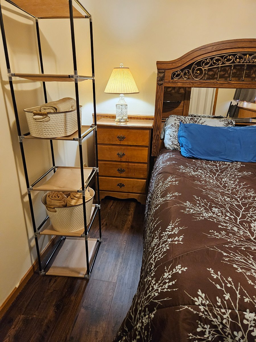 queen bed