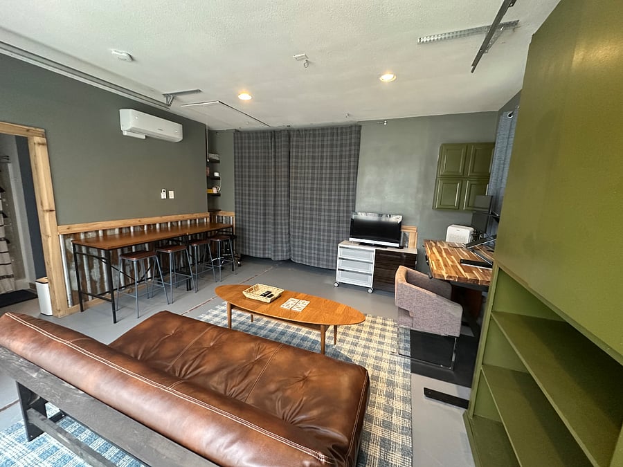Furnished Finder property 422330_1 photo 9