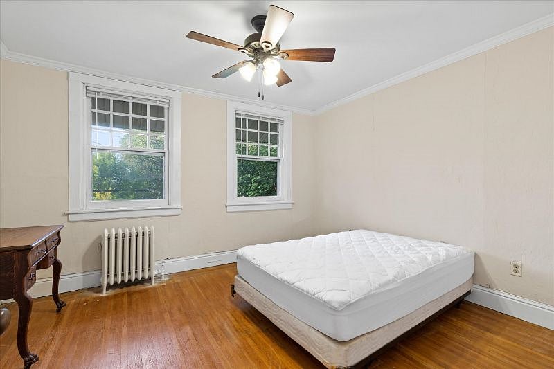 Bedroom #3. Small table not included with furnishings.