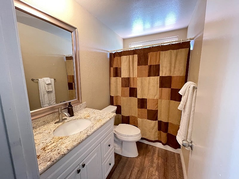 Hallway Bathroom - upstairs shared by 3 bedrooms with bathtub