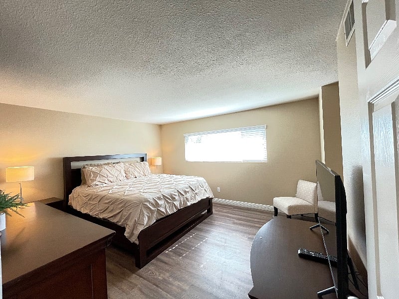 Bedroom #4 - master bedroom with king bed