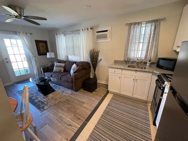 Furnished Finder property 422350_1 photo 7