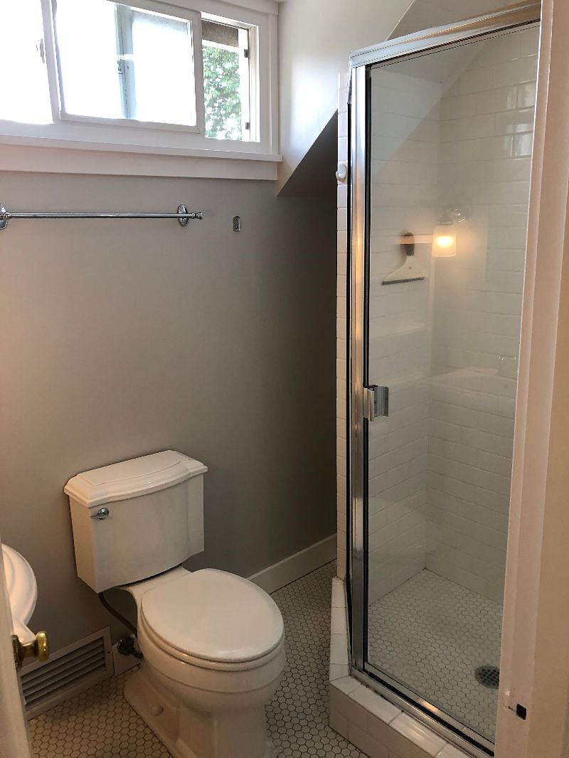 Glass shower