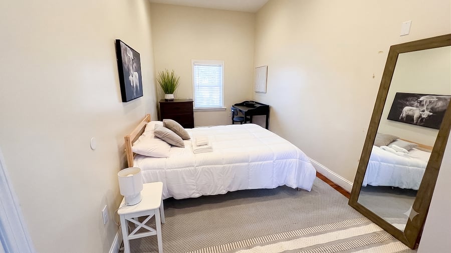 Furnished Finder property 422390_1 photo 4