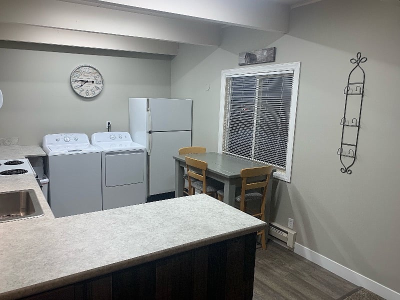 Furnished Finder property 422416_1 photo 3
