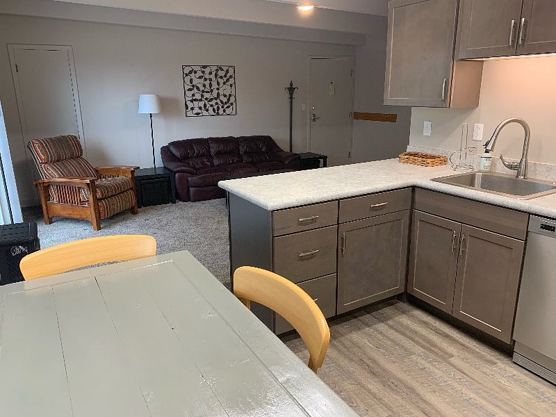 Furnished Finder property 422416_1 photo 4