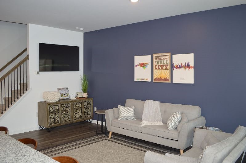 Furnished Finder property 422418_1 photo 3