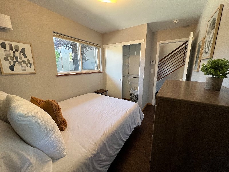 Furnished Finder property 422438_1 photo 20