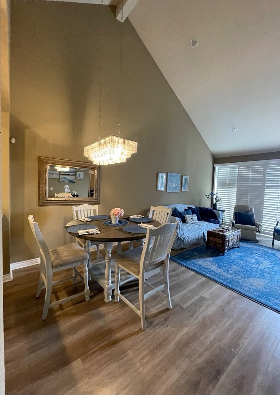 Front room 