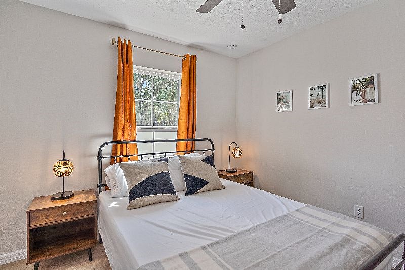 Furnished Finder property 422492_1 photo 12