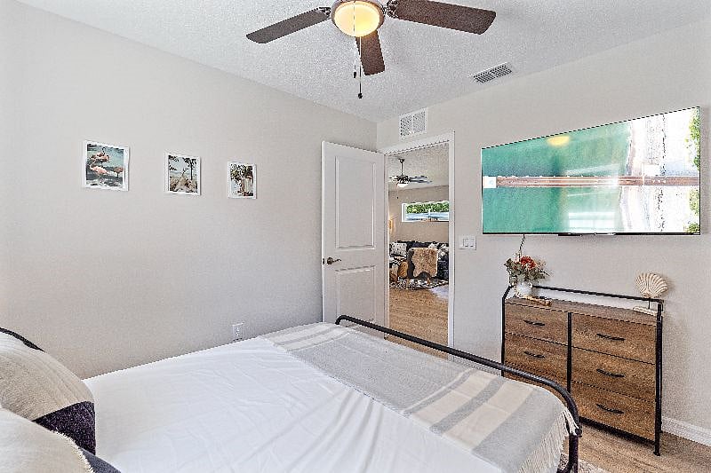 Furnished Finder property 422492_1 photo 13