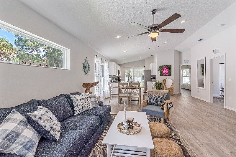 Furnished Finder property 422492_1 photo 29