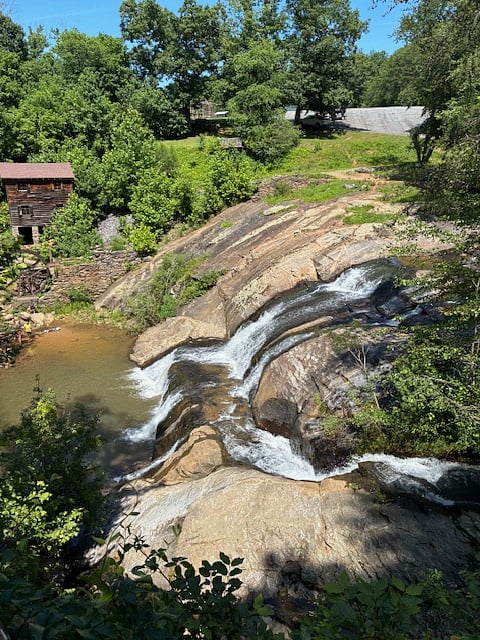 McGalliard Falls Valdese NC
Easy Walk steps from the parking lot!
Valdese NC