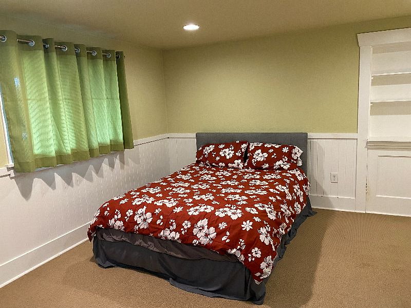 Furnished Finder property 422556_1 photo 3