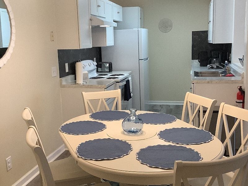 Furnished Finder property 422560_1 photo 5