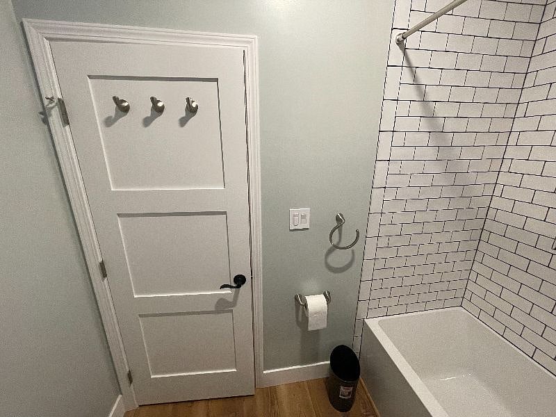 Bathroom 1, view from the inside.