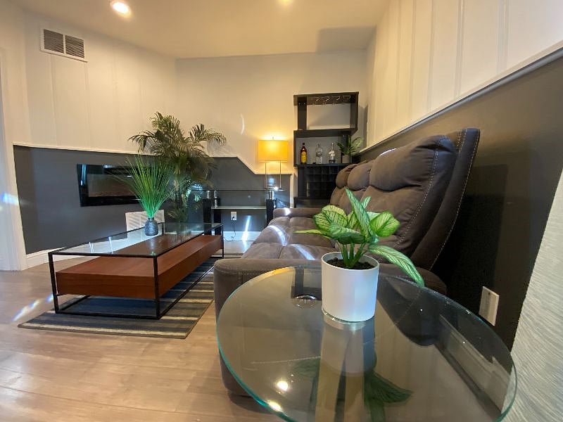 Furnished Finder property 422632_1 photo 7