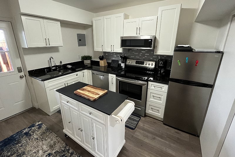 Furnished Finder property 422632_1 photo 31
