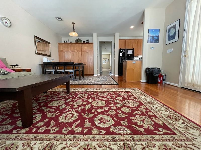 Furnished Finder property 422635_1 photo 6