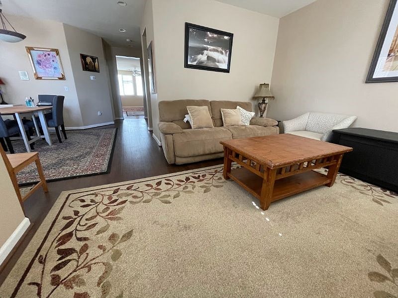 Furnished Finder property 422635_1 photo 9