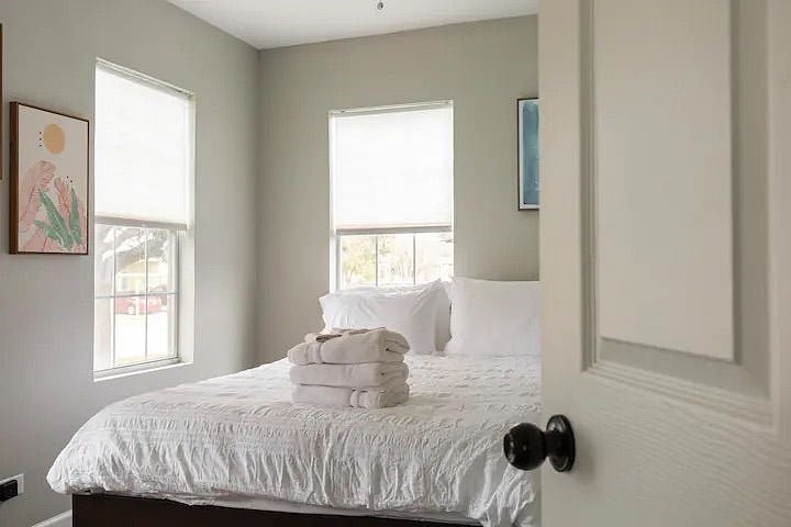 Furnished Finder property 422651_1 photo 13
