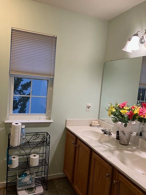 Furnished Finder property 422679_1 photo 9