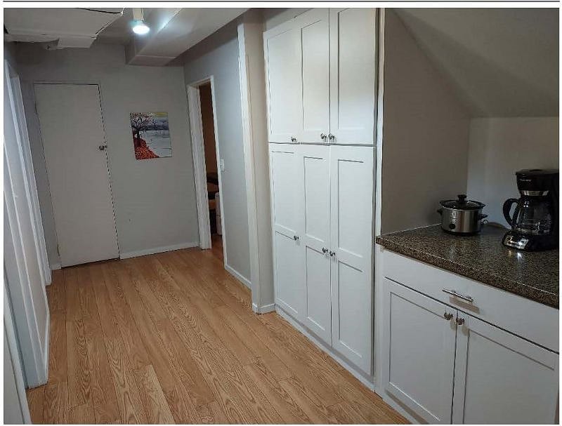 Furnished Finder property 422693_1 photo 10