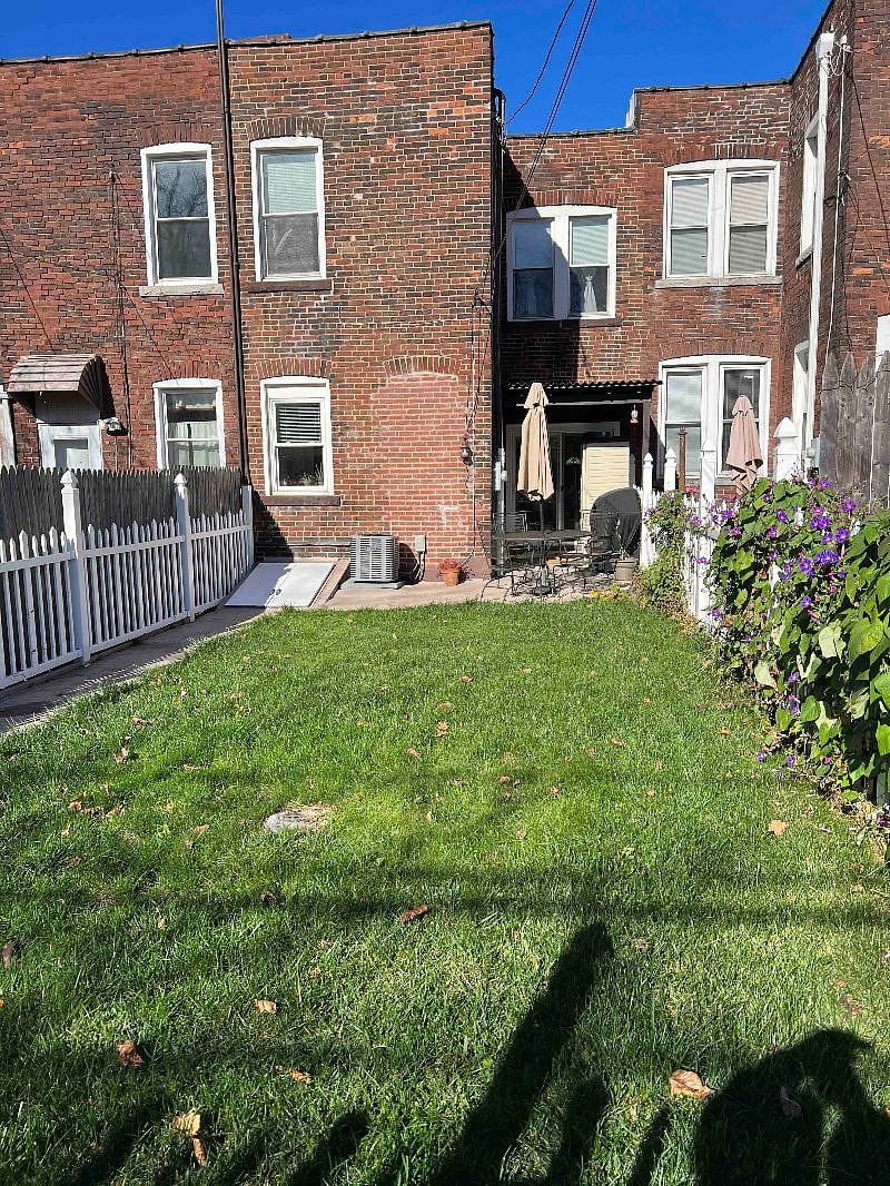 Furnished Finder property 422702_1 photo 16