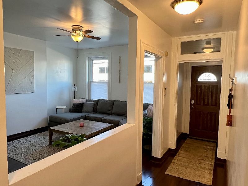 Furnished Finder property 422702_1 photo 2