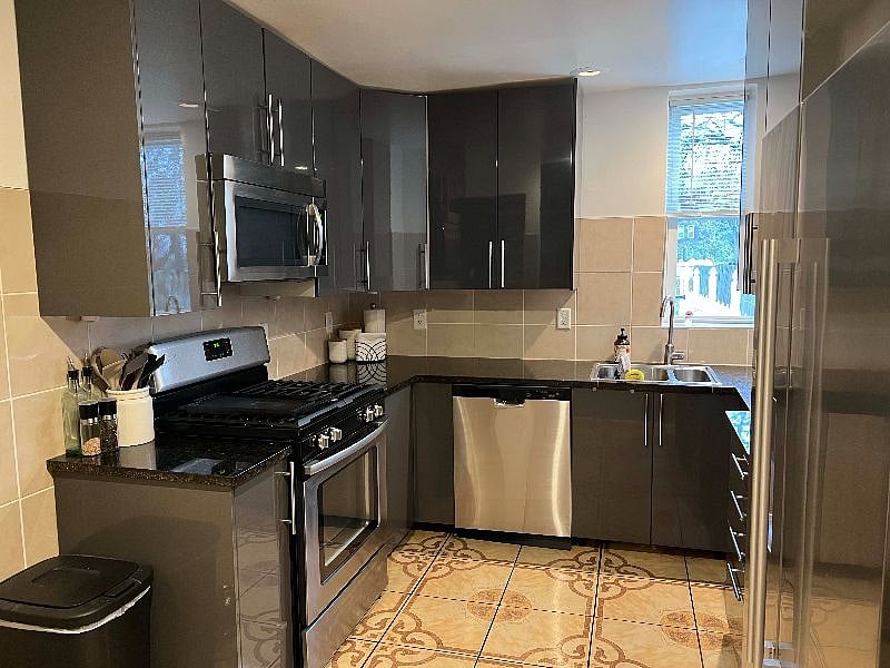 Furnished Finder property 422702_1 photo 15