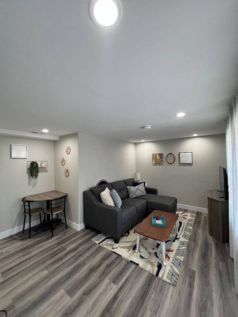 Furnished Finder property 422729_1 photo 4