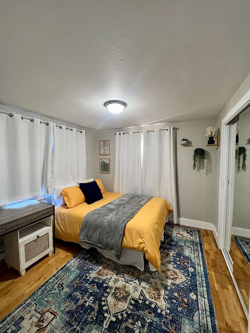 Second bedroom with blackout curtains 