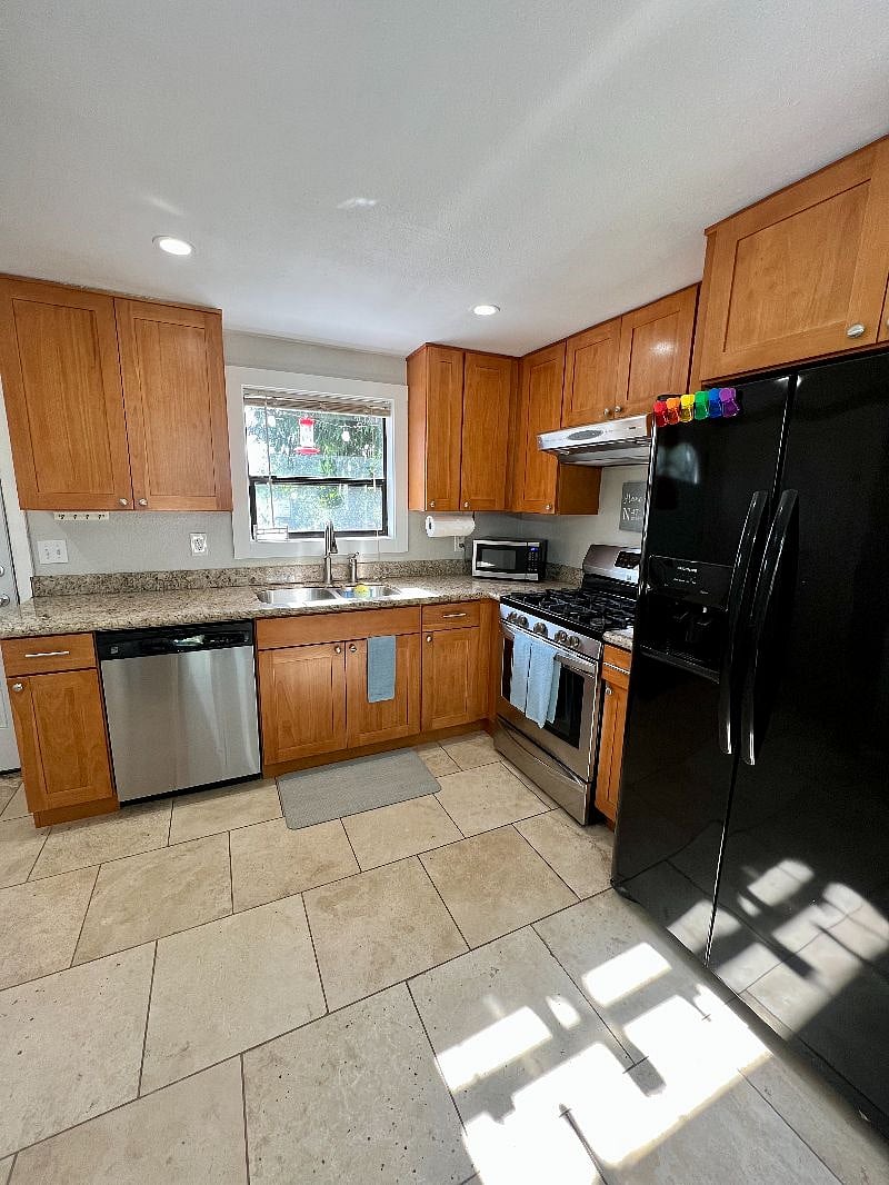 Kitchen is move-in ready and includes everything you need! 