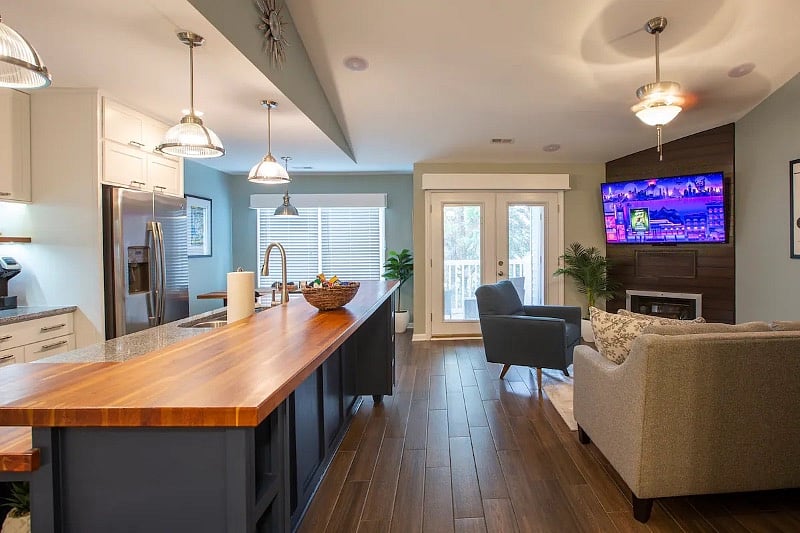 Furnished Finder property 422789_1 photo 3