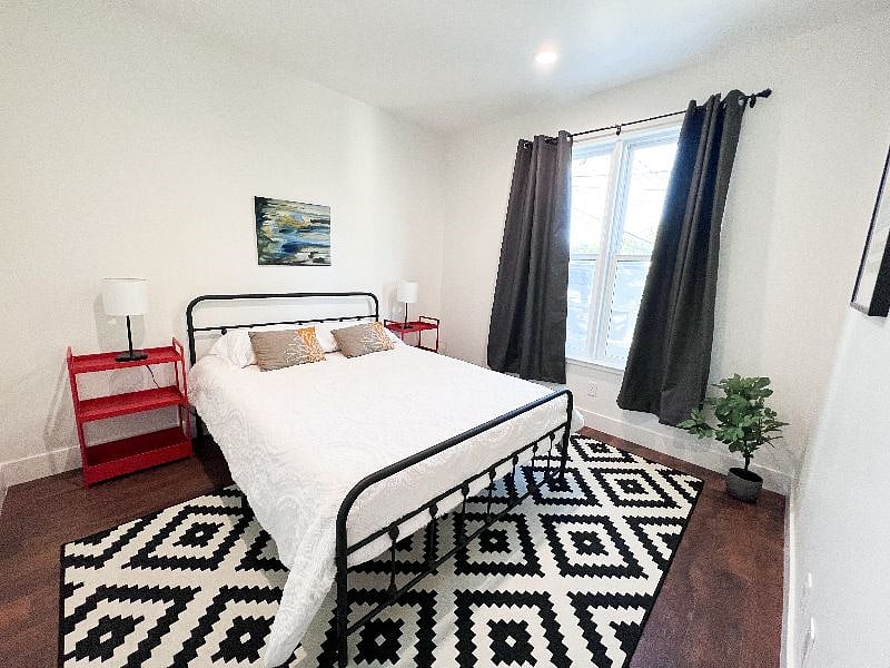 Furnished Finder property 422813_1 photo 4