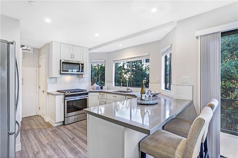 Furnished Finder property 422854_1 photo 5