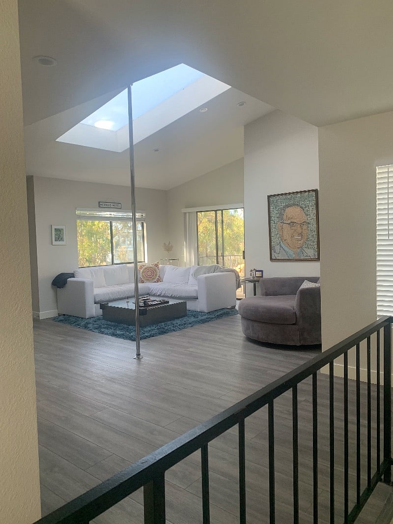 Upstairs living room with 75" smart TV
