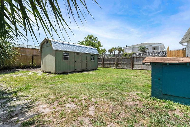 Furnished Finder property 422870_1 photo 17