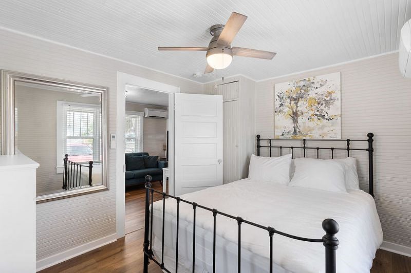 Furnished Finder property 422870_1 photo 11