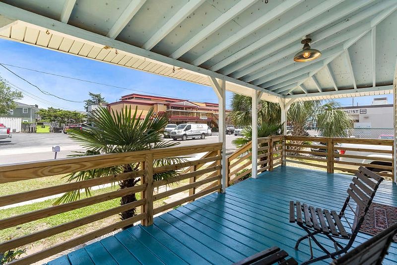 Furnished Finder property 422870_1 photo 3