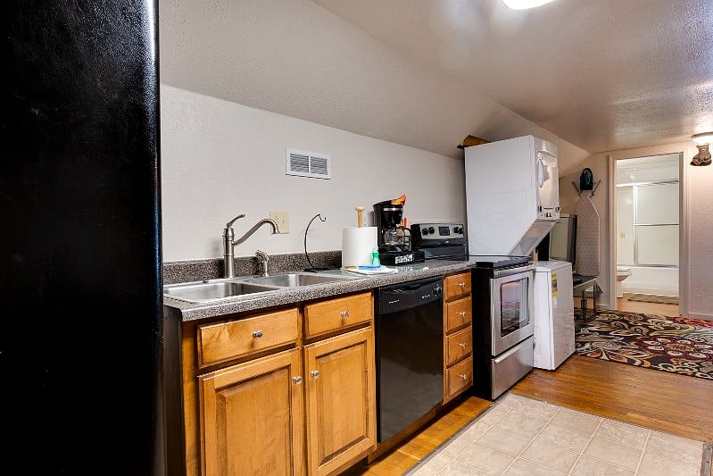 Furnished Finder property 422887_1 photo 14