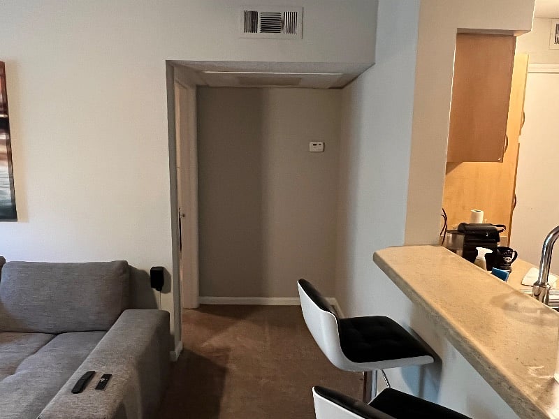 Furnished Finder property 422900_1 photo 4