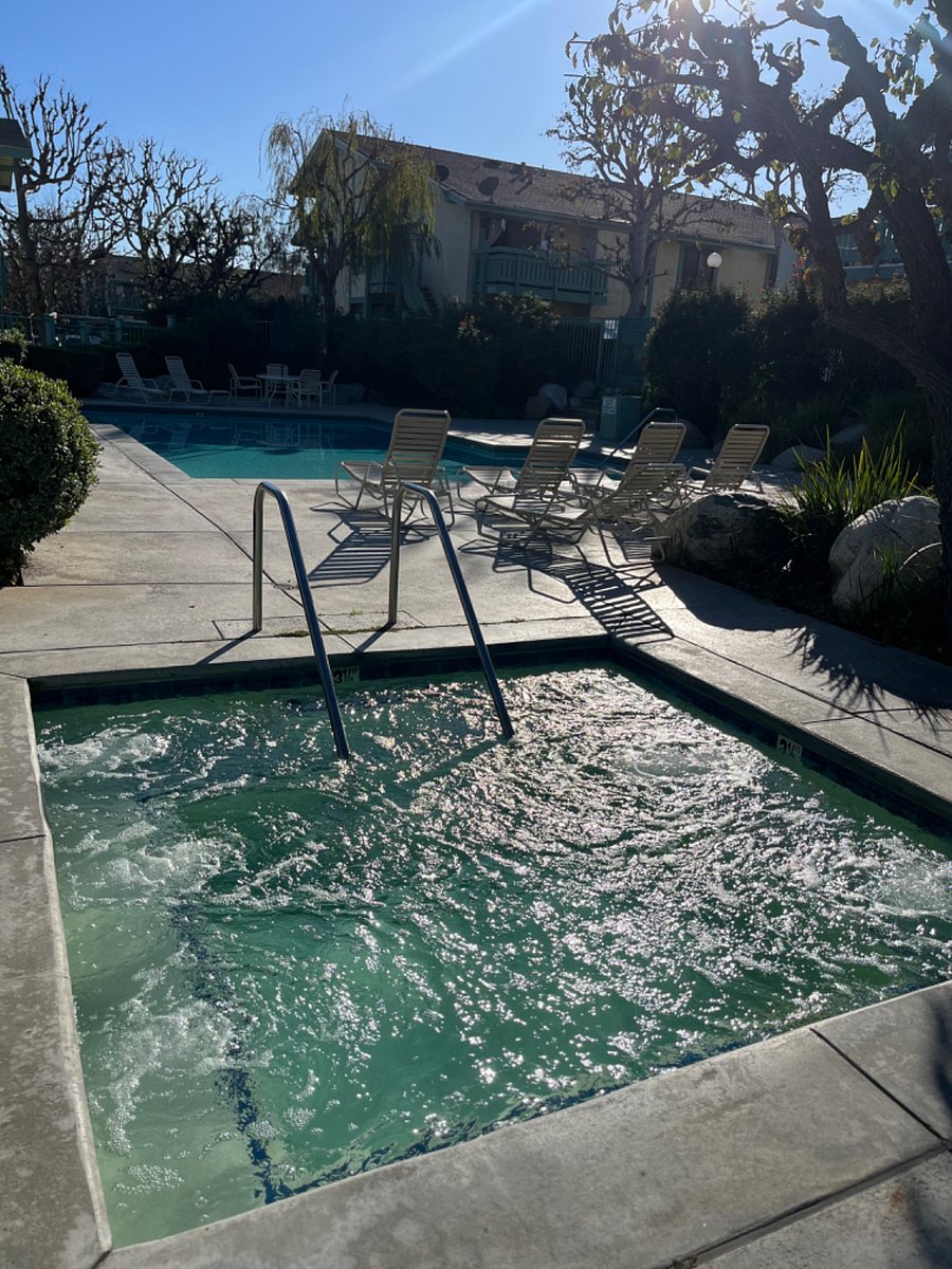 Furnished Finder property 422927_1 photo 22