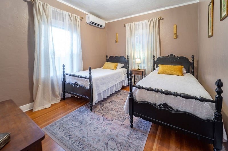 Furnished Finder property 422933_1 photo 13