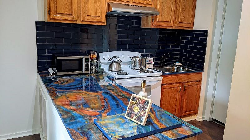 The center island is great for food prep.